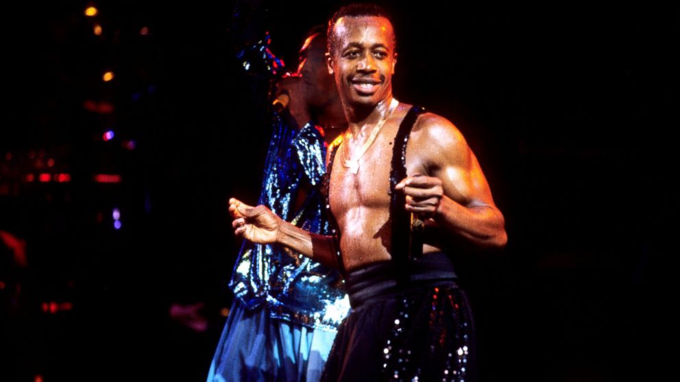 PHOTO: MC Hammer performs at the Met Center in Bloomington, Minn., Sept. 23, 1990.