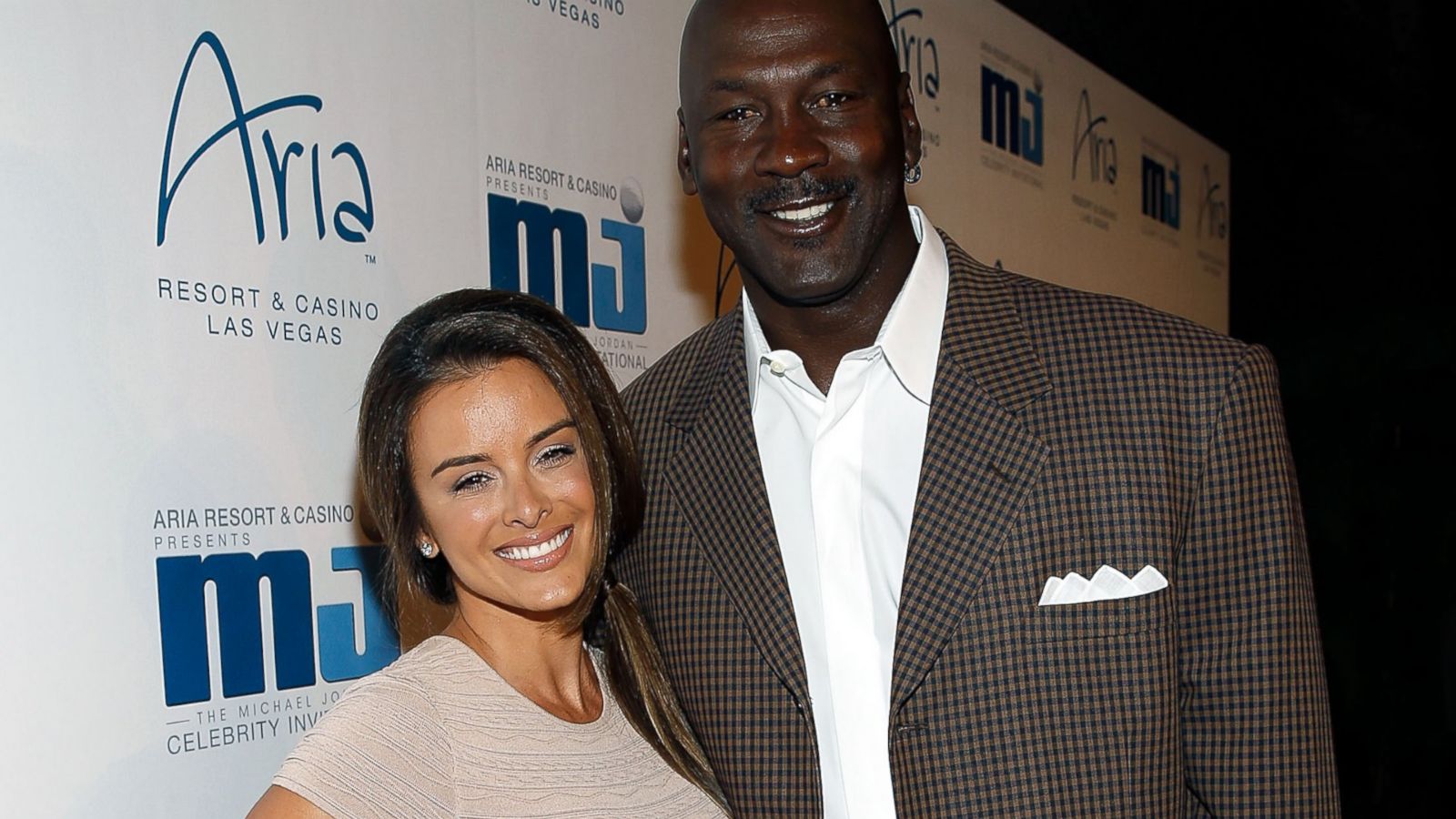 Basketball Legend Michael Jordan Welcomes Twin Daughters, Victoria and - ABC News