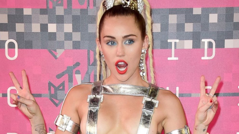 PHOTO: Miley Cyrus attends the 2015 MTV Video Music Awards at Microsoft Theater, Aug. 30, 2015, in Los Angeles.