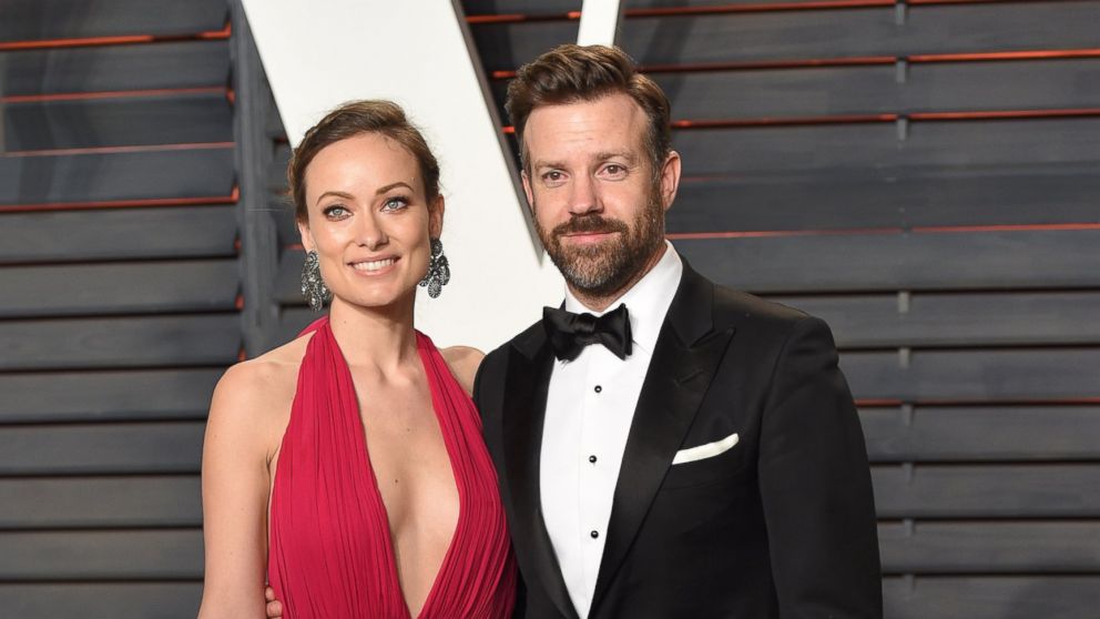 PHOTO: Olivia Wilde and Jason Sudeikis attend the 2016 Vanity Fair Oscar Party Hosted By Graydon Carter at Wallis Annenberg Center for the Performing Arts, Feb. 28, 2016 in Beverly Hills, Calif.  