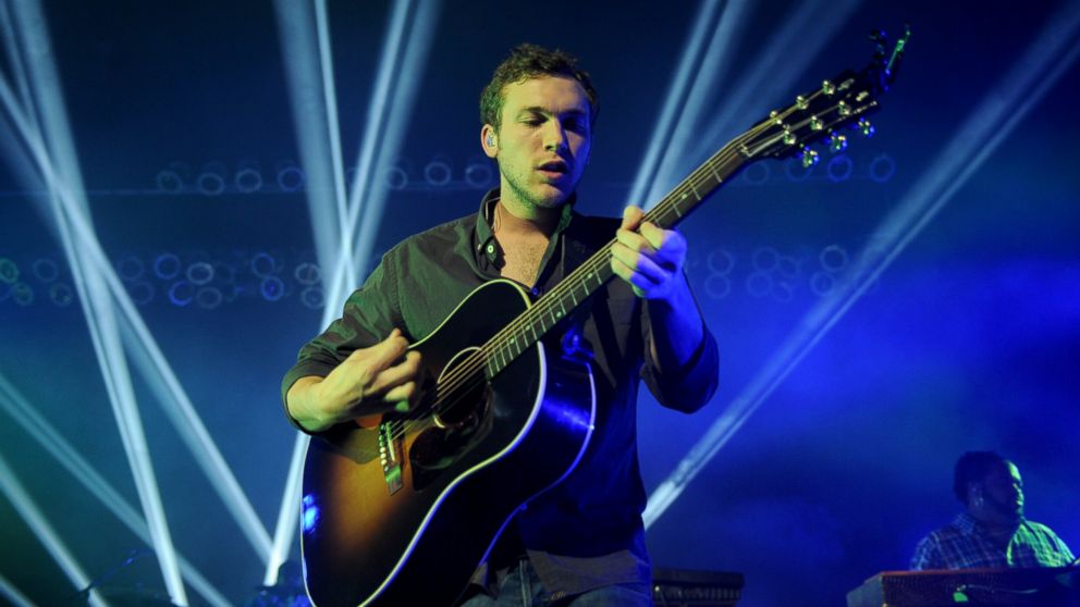 Phillip Phillips Sues to Get Out of His 'American Idol' Contract - ABC News