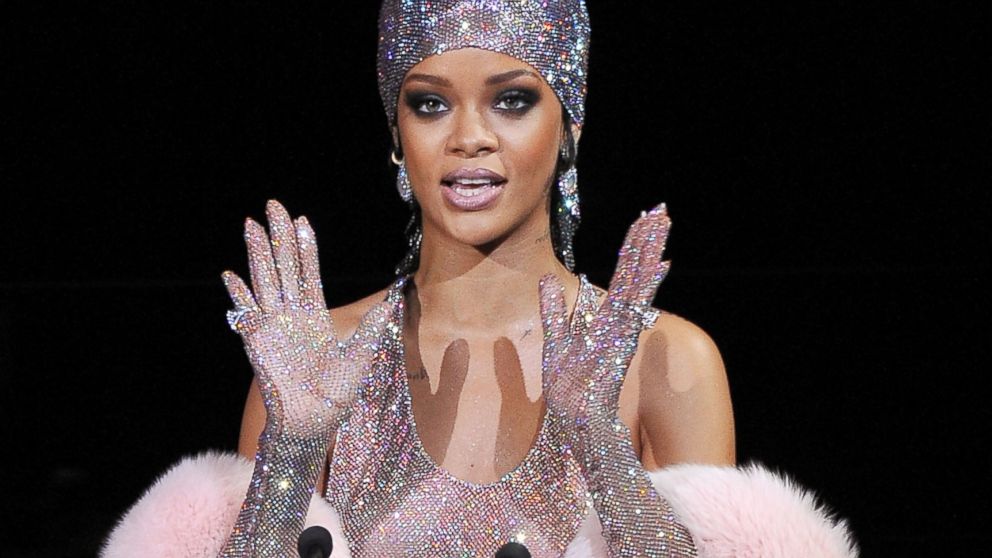 Red Carpet Regrets: Rihanna On Her Swarovski Naked Dress