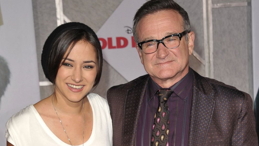 PHOTO: Zelda Williams, left, and Robin Williams, right, arrive at the "Old Dogs" premiere on Nov. 9, 2009 in Hollywood, Calif.