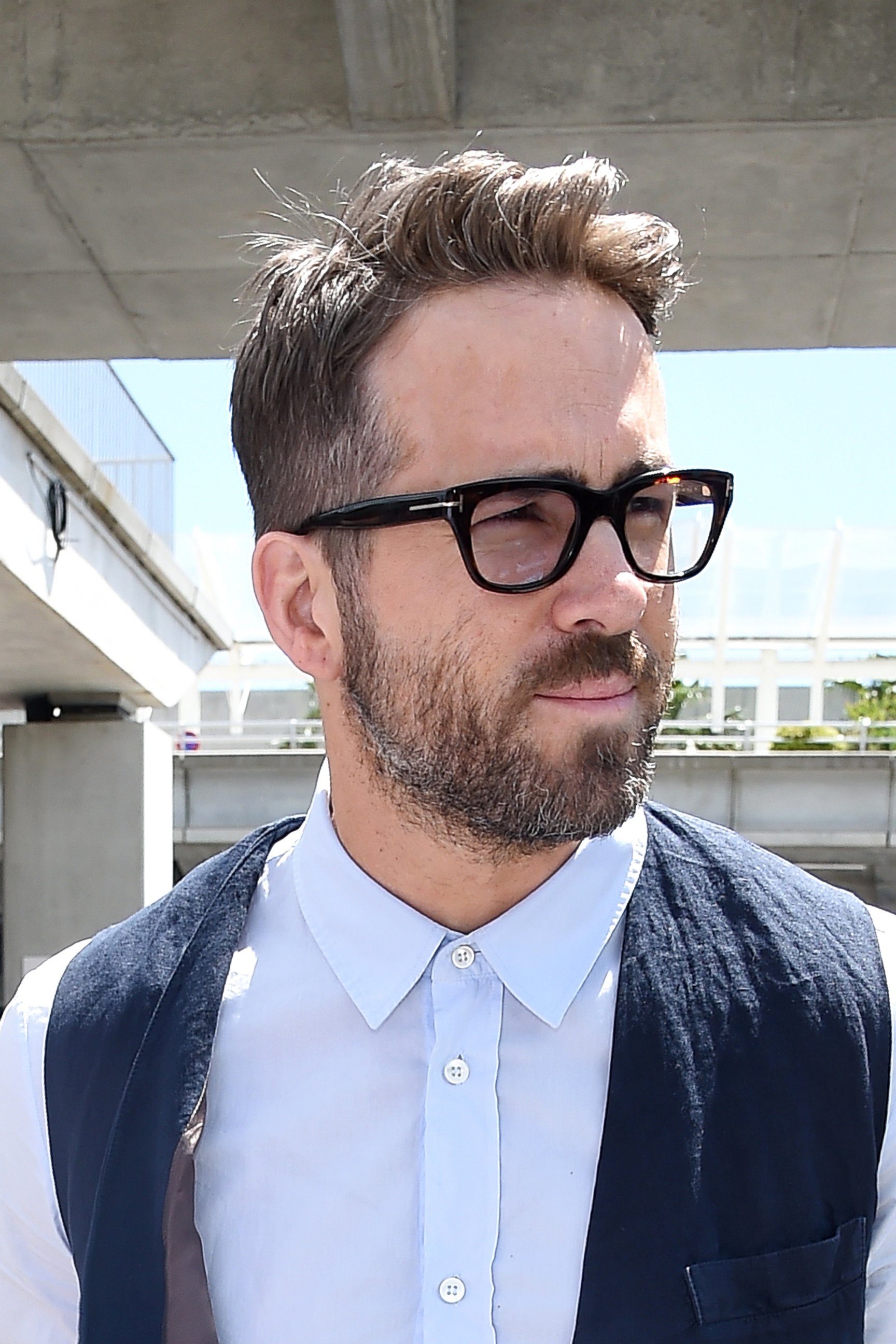 Ryan Reynold Makes A Scruffy Appearance At Cannes Picture Celebs With Crazy Facial Hair Abc News 