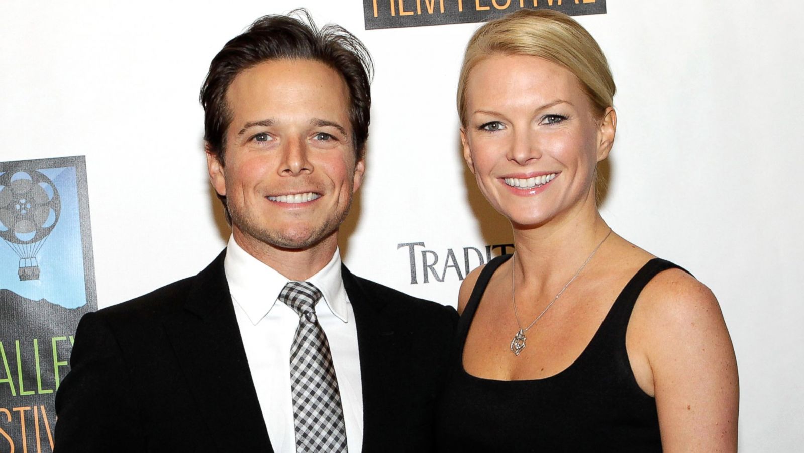 Scott Wolf with beautiful, Wife Kelley Marie Limp  