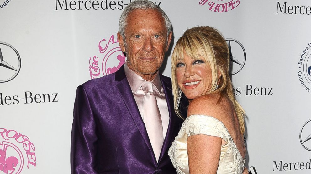 Alan Hamel, left, and Suzanne Somers, right, are pictured on Oct. 11, 2014 in Beverly Hills, Calif.