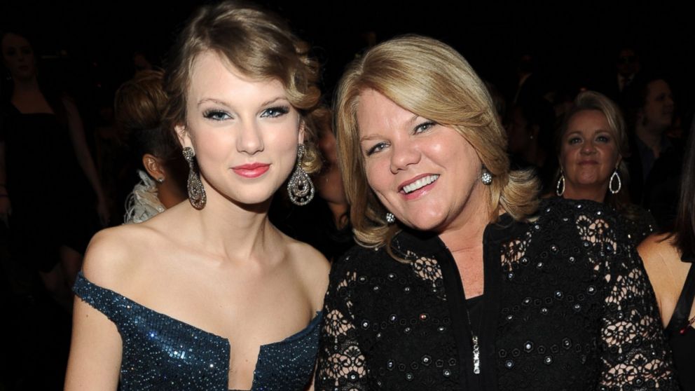 Taylor Swift and her mother attend the 52nd Annual GRAMMY Awards held at Staples Center in this Jan. 31, 2010 file photo in Los Angeles. 