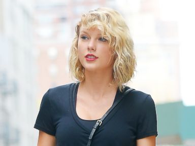 Taylor Swift Hits the Gym