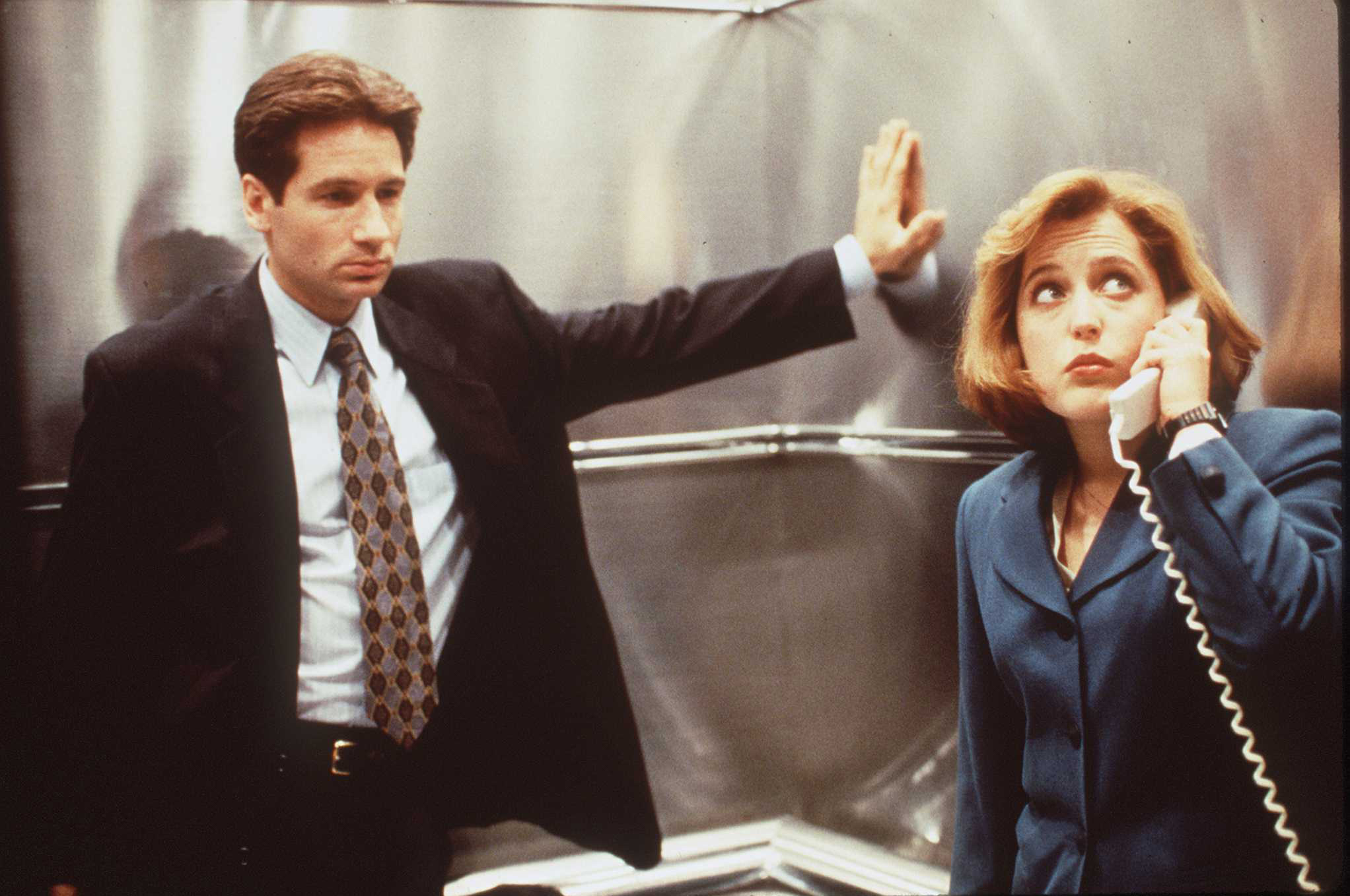 PHOTO: David Duchovny and Gillian Anderson in a scene from the show X-Files.