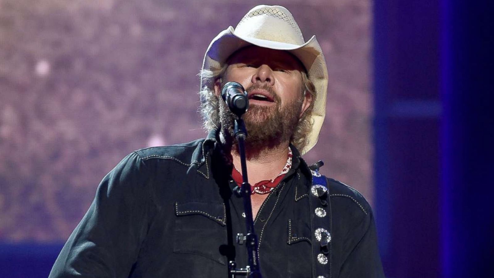 PHOTO: Toby Keith performs onstage during the 10th Annual ACM Honors at the Ryman Auditorium, Aug. 30, 2016, in Nashville, Tennessee.