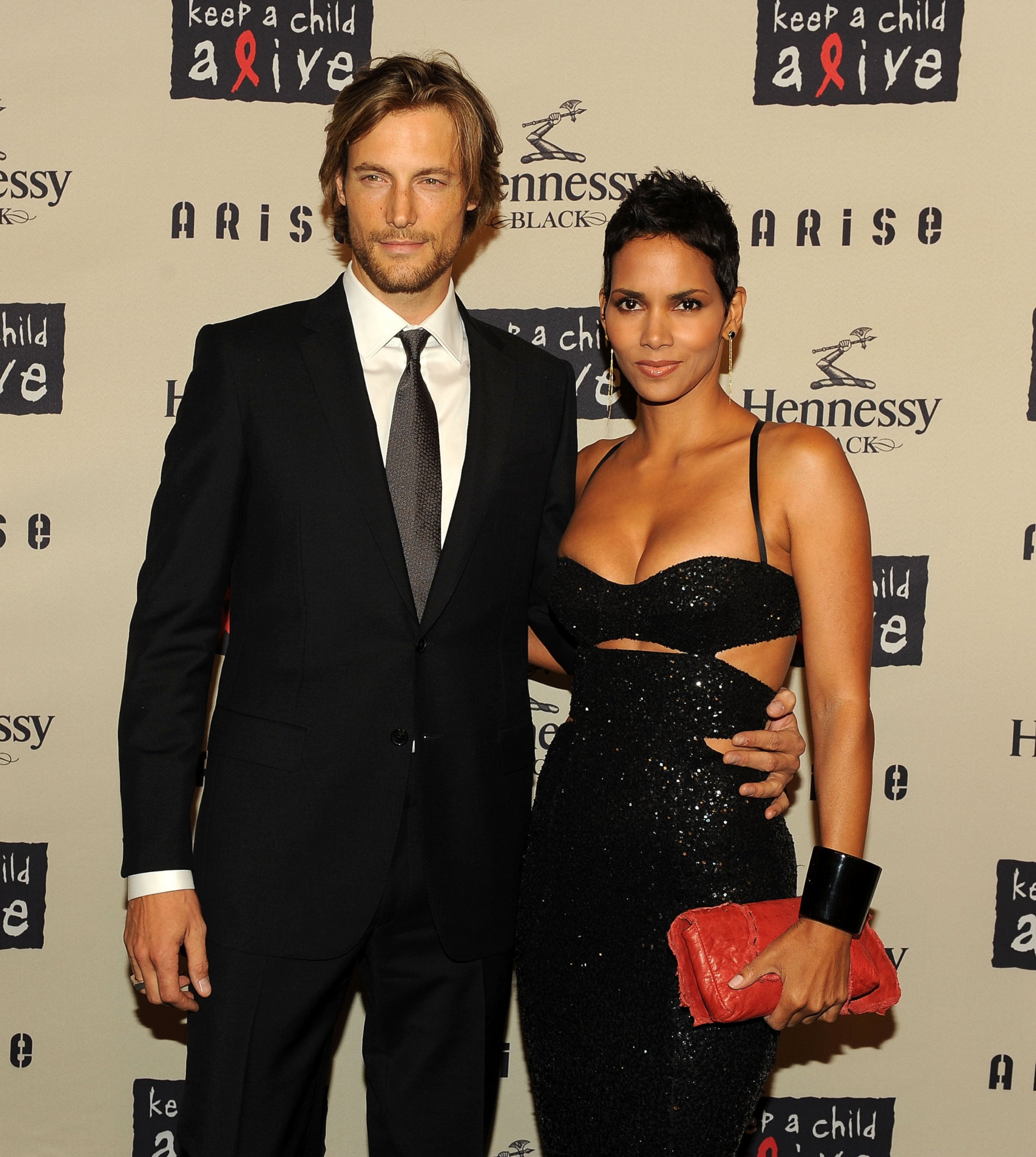 PHOTO: Gabriel Aubry and Halle Berry attend Keep A Child Alive's 6th Annual Black Ball at Hammerstein Ballroom, Oct. 15, 2009 in New York. 