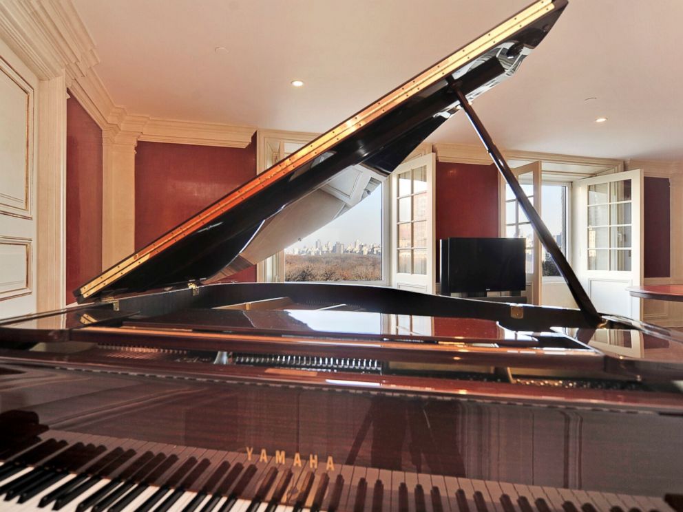 Nyc Apartment Featuring David Bowie S Piano On The Market For 6 5 Photo A New York City Apartment Once Owned By The Late David Bowie Is On