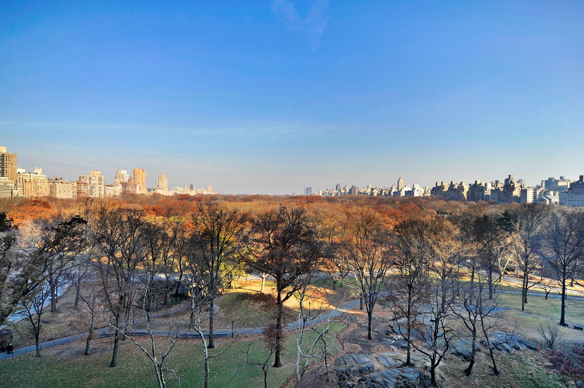 PHOTO: A New York City apartment once owned by the late David Bowie is on the market for $6.495 million.