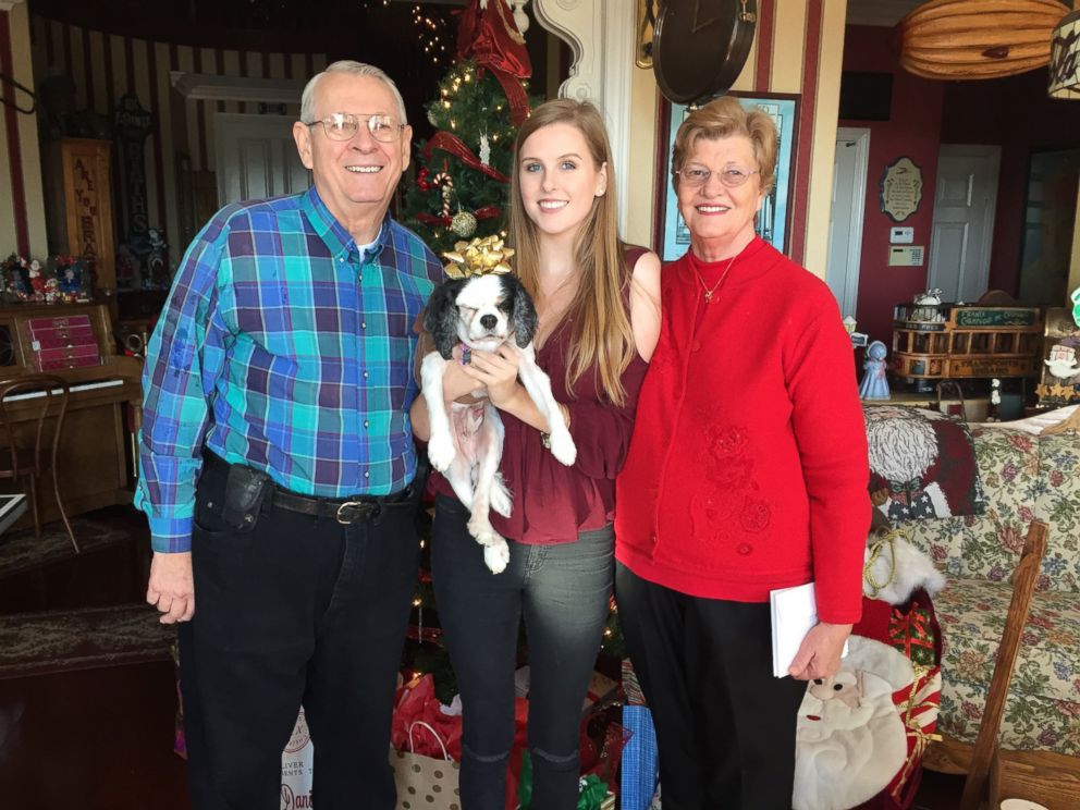 PHOTO: The grandparents of Heather Daniels, 18, of Orange, California, text the teenager and her uncle a photo every time they eat at an In-N-Out Burger restaurant.