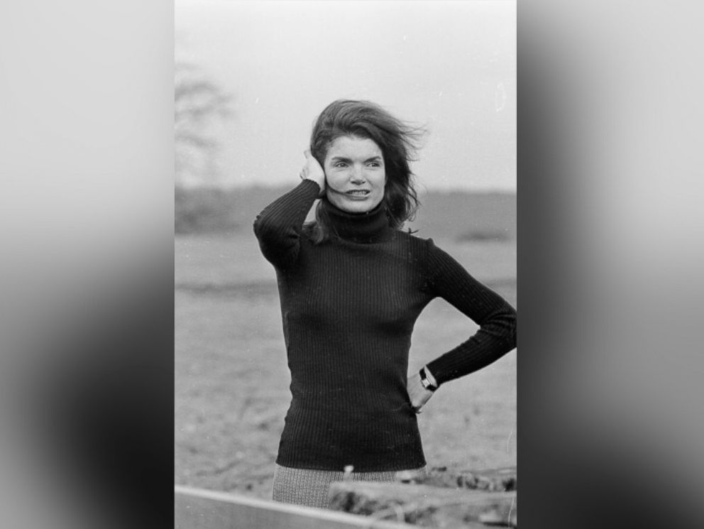 PHOTO: The watch once owned by former first lady Jacqueline Kennedy, along with a painting made by her, will be going to auction on June 21, 2017. 