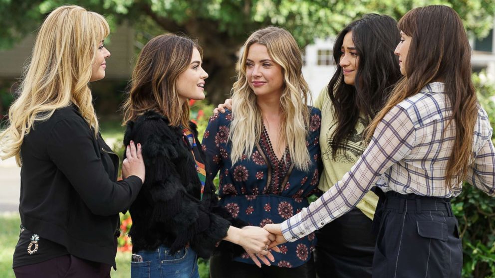 Pretty Little Liars' series finale recap: Who is AD, who got