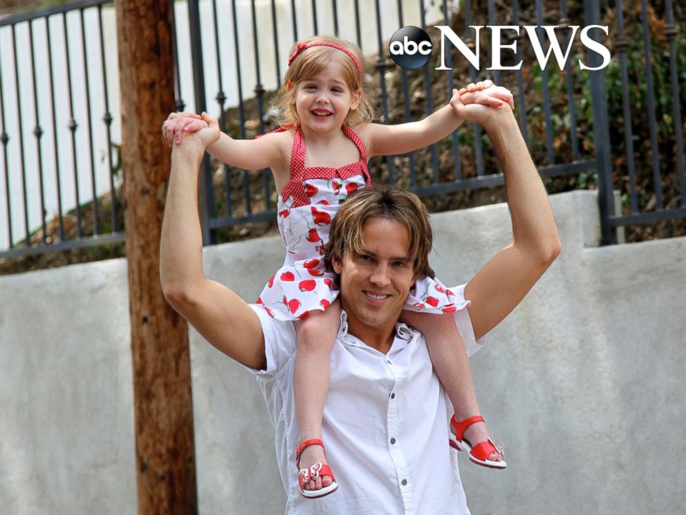 PHOTO: Larry Birkhead, is raising his daughter Dannielynn, seen here in this 2009 photo, as a single dad.
