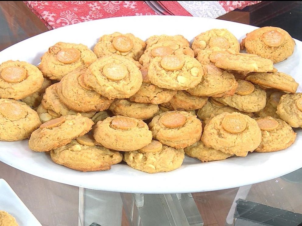 PHOTO: GMA viewer Zenobia Dewely from New York shared her recipe for her famous banana pudding cookies.
