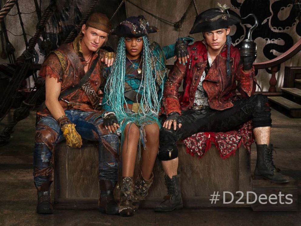 PHOTO: Dylan Playfair, China Anne McClain and Thomas Doherty in "Descendants 2."