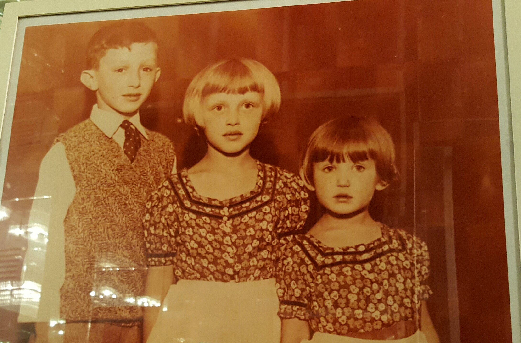 PHOTO: Geraldine Rosen with her brother Eli and sister Mia as kids in Germany.