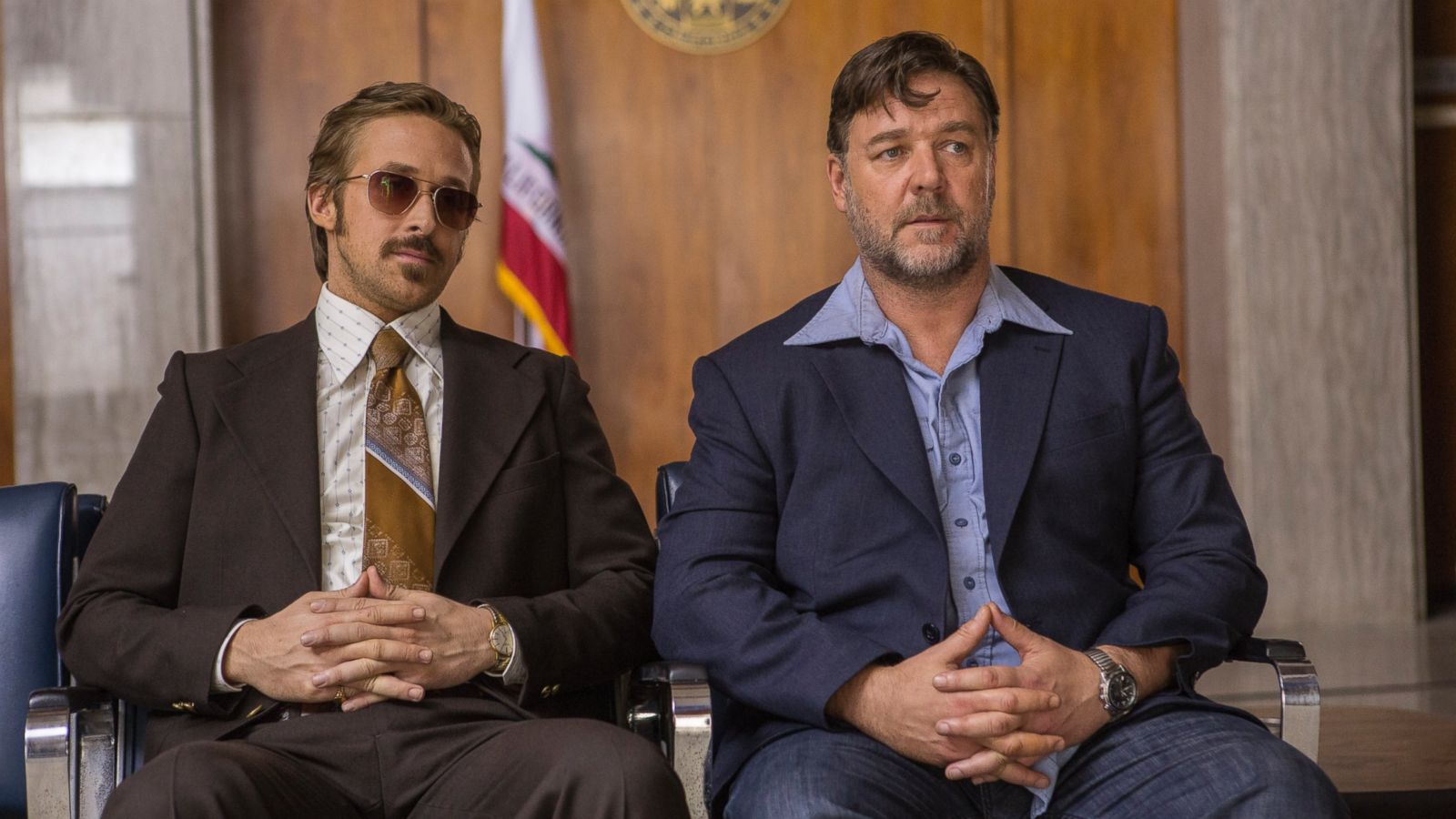 Prosecutor played by Russell Crowe stole from his law clients