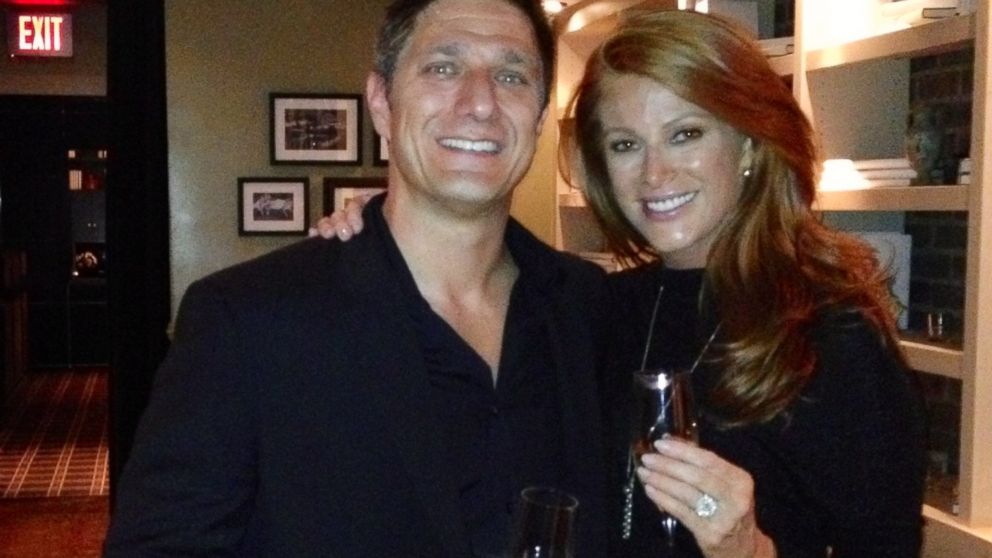 Angie everhart picture