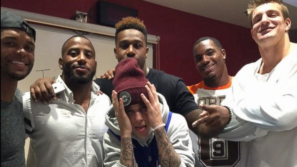 Jonas Gray posted this photo on Twitter with this caption: "NBD hanging out with the beibs #PatriotsNation meet #justinbeiber," Dec. 1 2014.