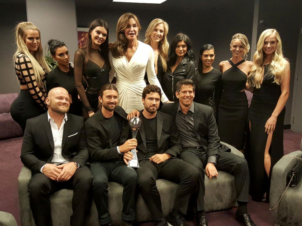 PHOTO: Caitlyn Jenner, center, is seen with her family backstage at the Espy Awards.