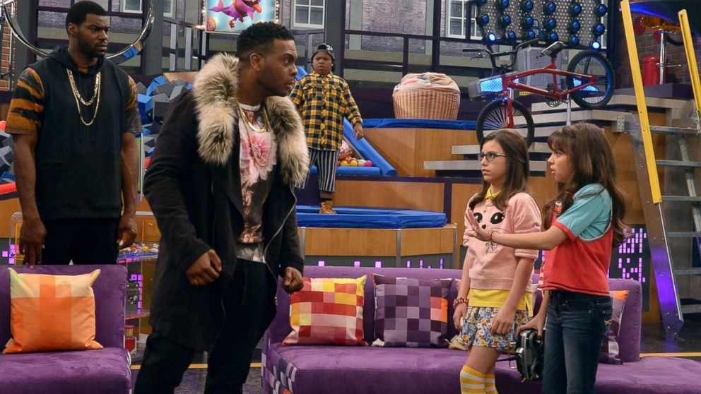 Kel Mitchell & 'Game Shakers' Cast Bring Video Games to Life at