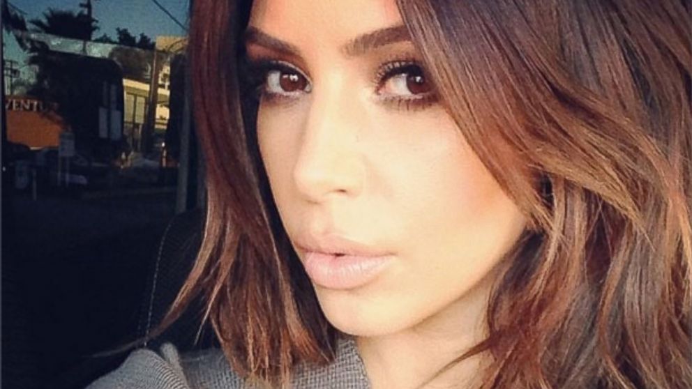 Kim Kardashian says "I'm back" with a selfie, Feb. 1, 2014. 