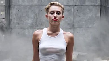 PHOTO: Mileys New Video