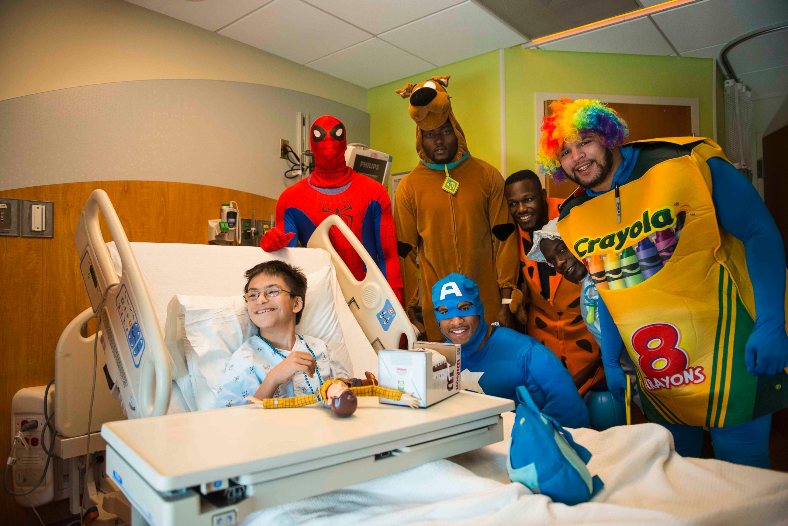 PHOTO: The Carolina Panthers' rookie class traded their football uniforms for Halloween costumes to visit families at a local children's hospital.