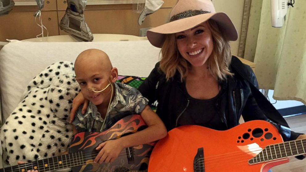 Rachel Platten shared this image to her Twitter of her time with a young cancer patient at the Children's Hospital of Los Angeles.
