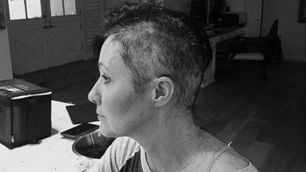 VIDEO: Shannen Doherty Shaves Head in Cancer Battle