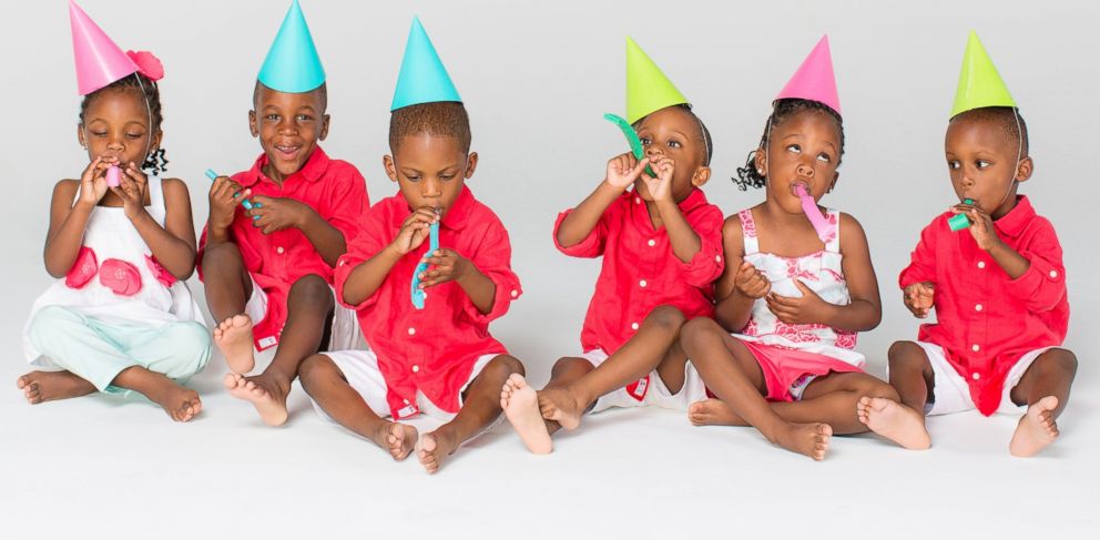 PHOTO: Mia and Rozonno (Ro) McGhee with the McGhee sextuplets from "Six Little McGhees" celebrate their 4th birthday.
