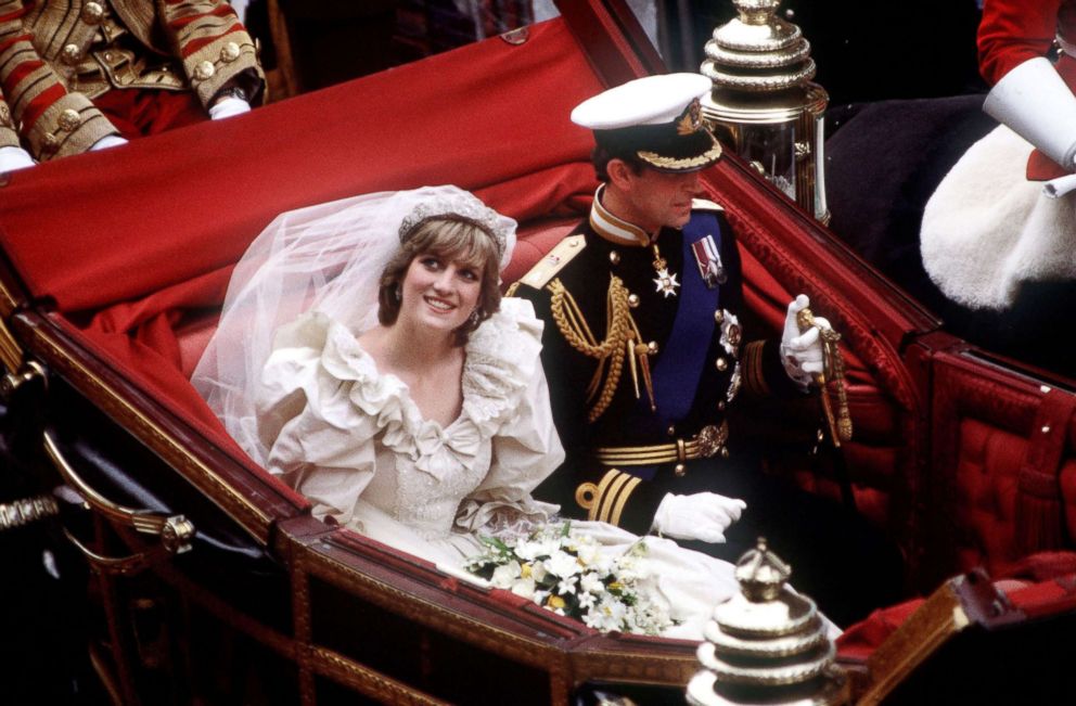 PHOTO: The Prince and Princess of Wales return to Buckingham Palace by carriage after their wedding, July 29, 1981.