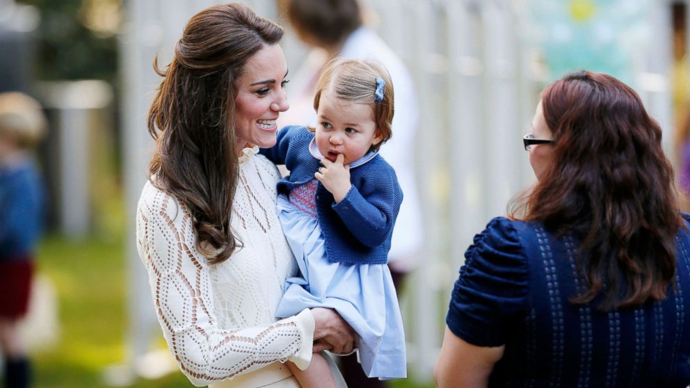 PHOTO: Britain's Catherine, Duchess of Cambridge (L), and Princess Charlotte attend a children's party at Government House in Victoria, British Columbia, Canada, Sept. 29, 2016. 