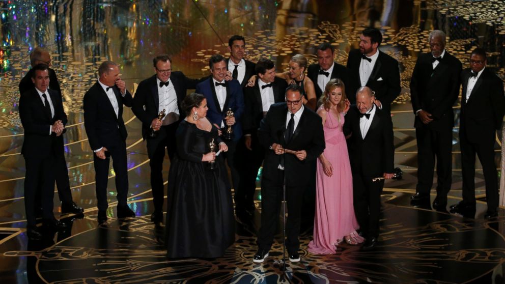 Producer Michael Sugar accepts the Oscar for Best Picture for his film "Spotlight" with his fellow producers and cast at the 88th Academy Awards in Hollywood, Calif., Feb. 28, 2016.   