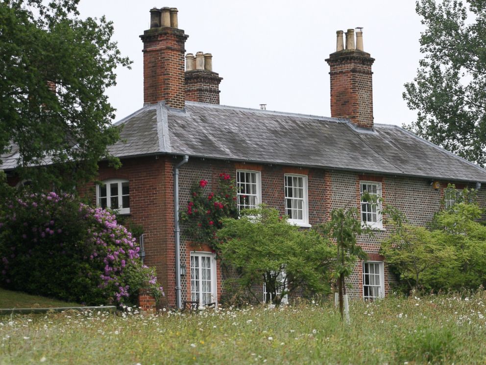 PHOTO: Bucklebury Manor, owned by Michael and Carole Middleton, is seen here.
