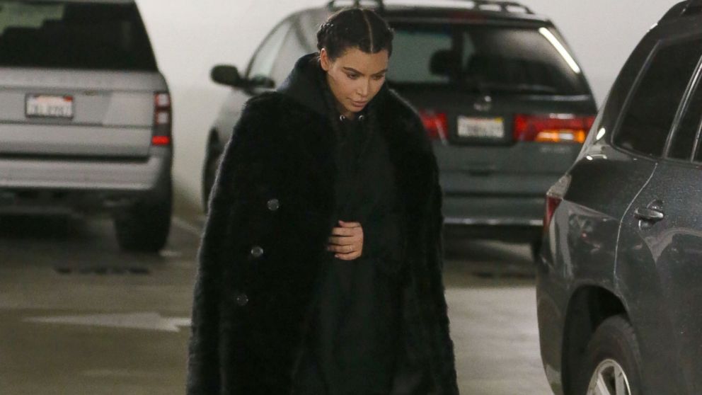 Kim Kardashian visits a doctor's office in Beverly Hills, Calif., Jan. 5,2016. She has been keeping a low profile since the birth of her son Saint West last month.

