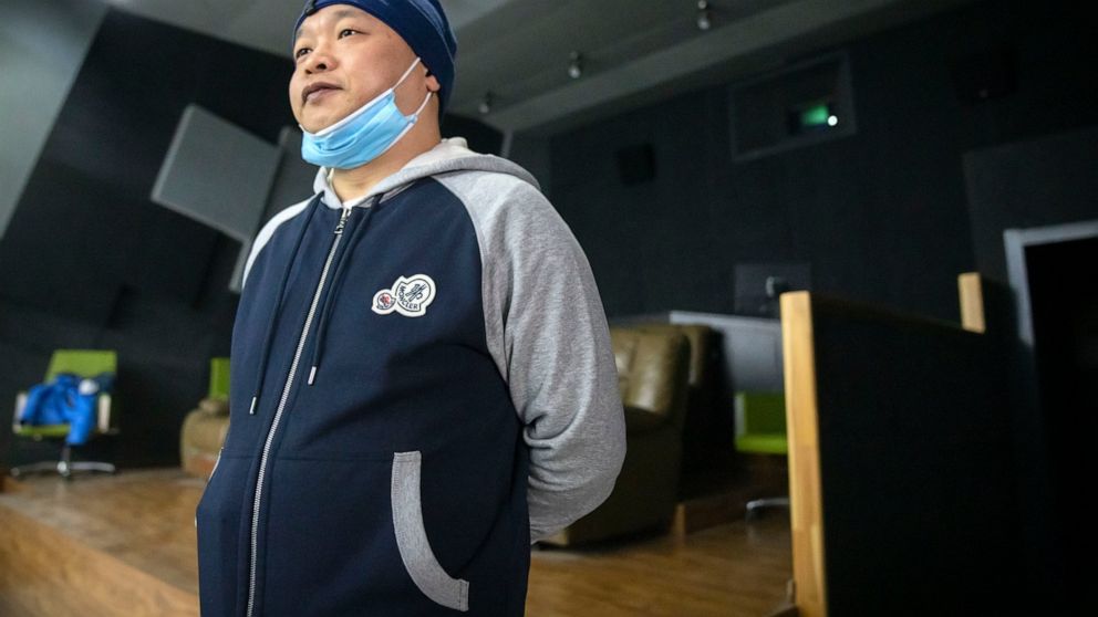 'Wuhan, I Am Here': Film follows volunteers in sealed city