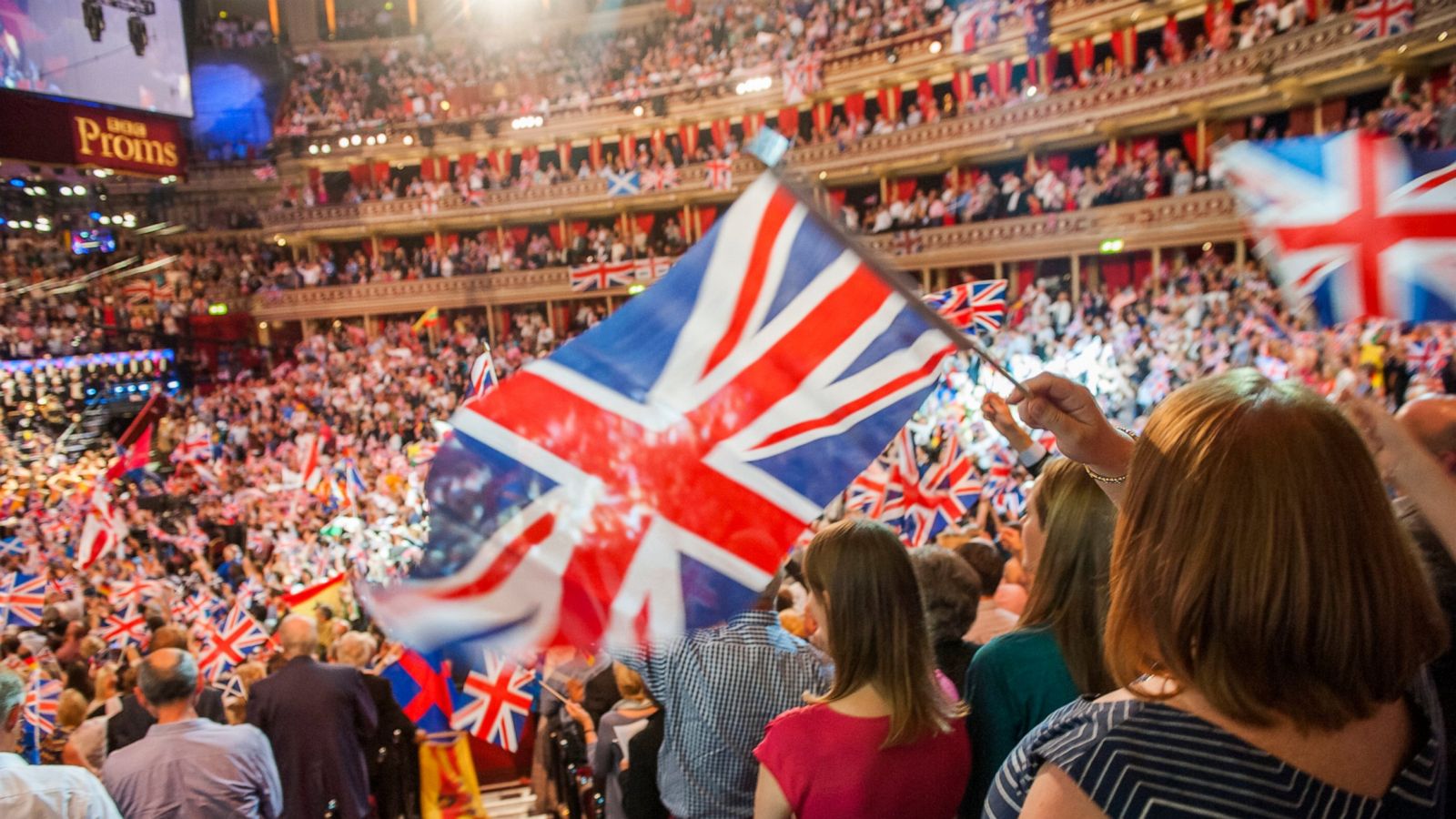 Rule Britannia Bbc Ditches Singalong Amid Colonial Rethink Abc News The patriotic song 'rule, britannia!, britannia rule the waves', is traditionally performed at the 'last night of the proms' which takes place each year at the royal albert hall. rule britannia bbc ditches singalong