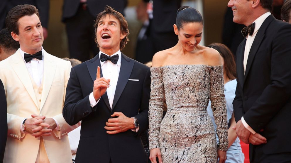 Tom Cruise awarded surprise honorary Palme d'Or at Cannes