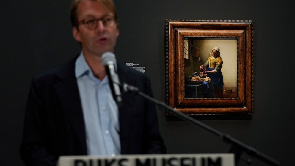 Exposition Vermeer pour unir Laitière, Jeune fille à la perle