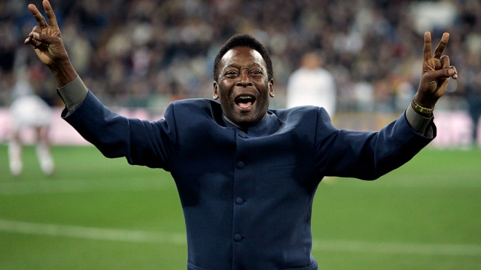 Pelé, le puissant roi brésilien du “beau jeu”, est décédé
