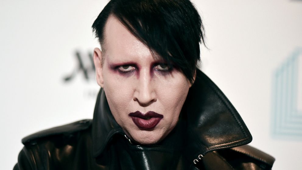 Marilyn Manson surrenders on New Hampshire assault warrant