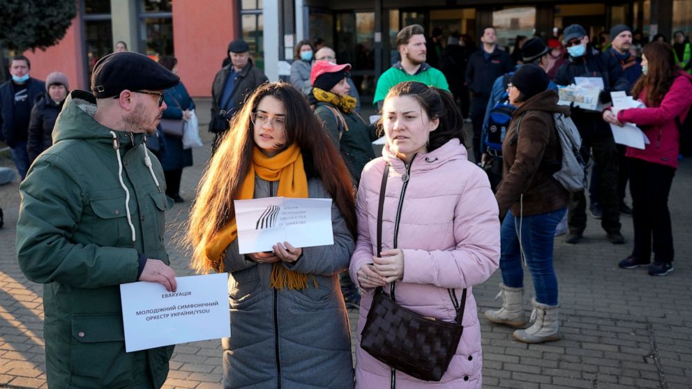 War silenced violin for refugee as 1.7M have fled Ukraine