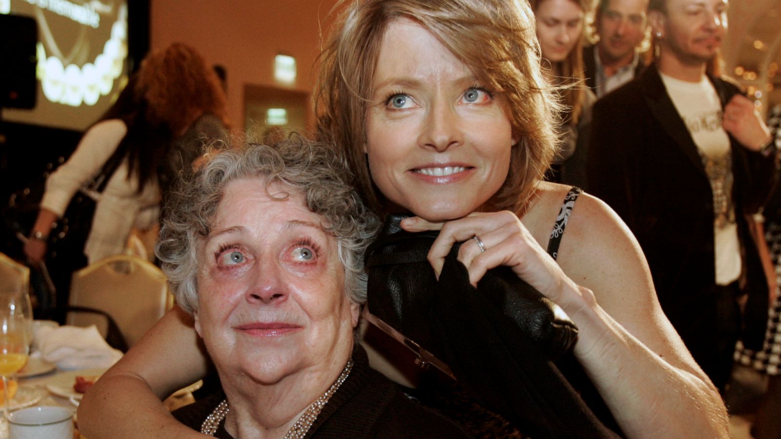 Jodie Foster S Mother And Former Manager Brandy Dies At 90 Abc News