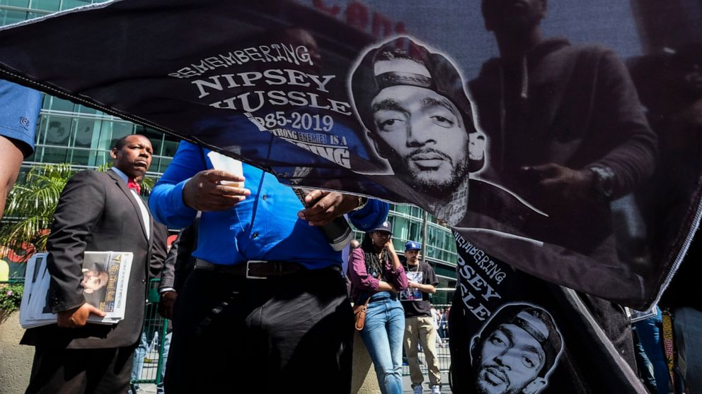 The Latest Nipsey Hussle Procession Ends At Funeral Home Abc News