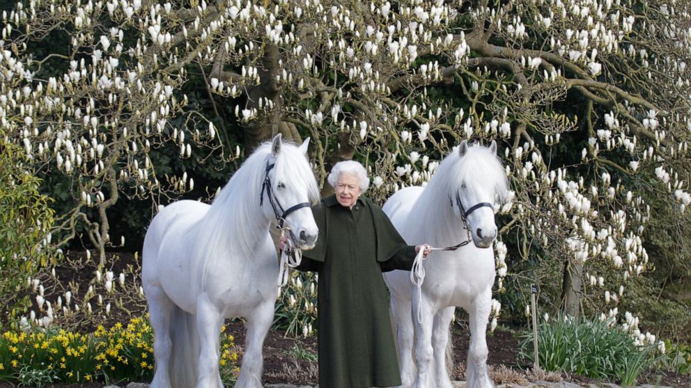 La reine Elizabeth II célèbre en privé son 96e anniversaire